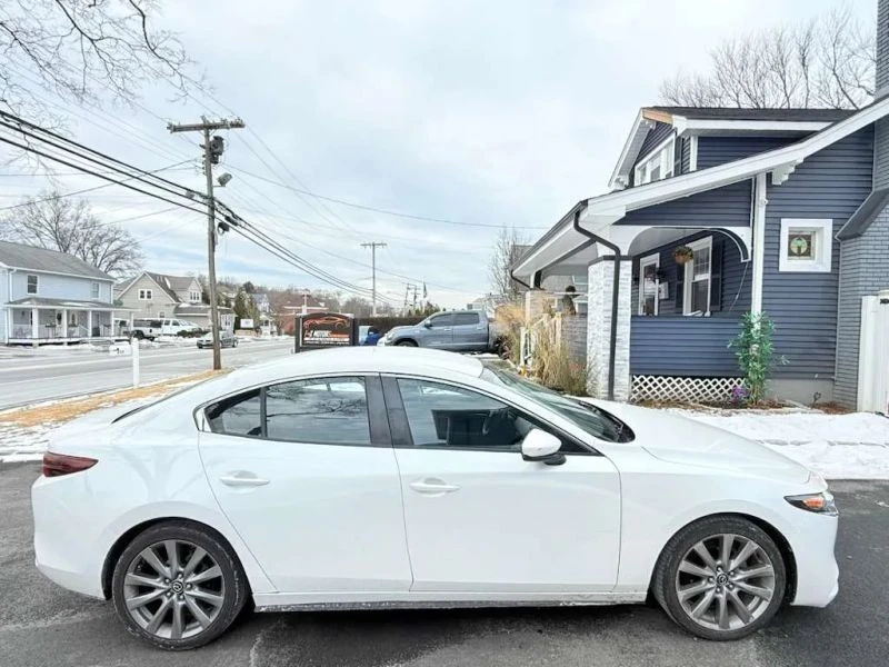 2019 Mazda Mazda 3 4th Gen - Image 4 of 12