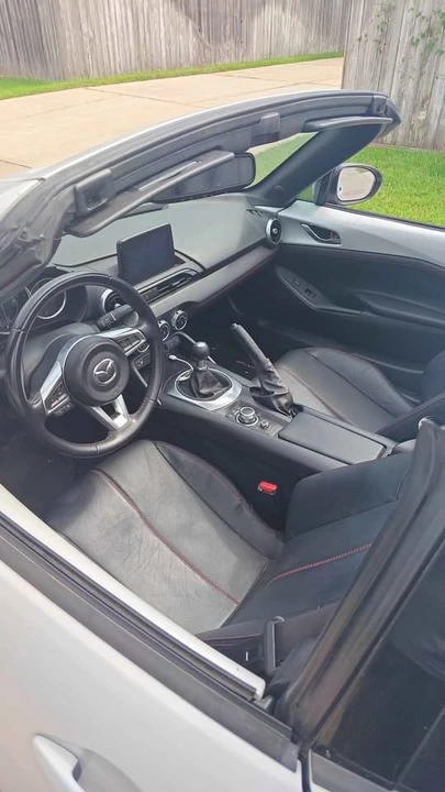 2019 Mazda ND MX-5 Miata - Image 10 of 16