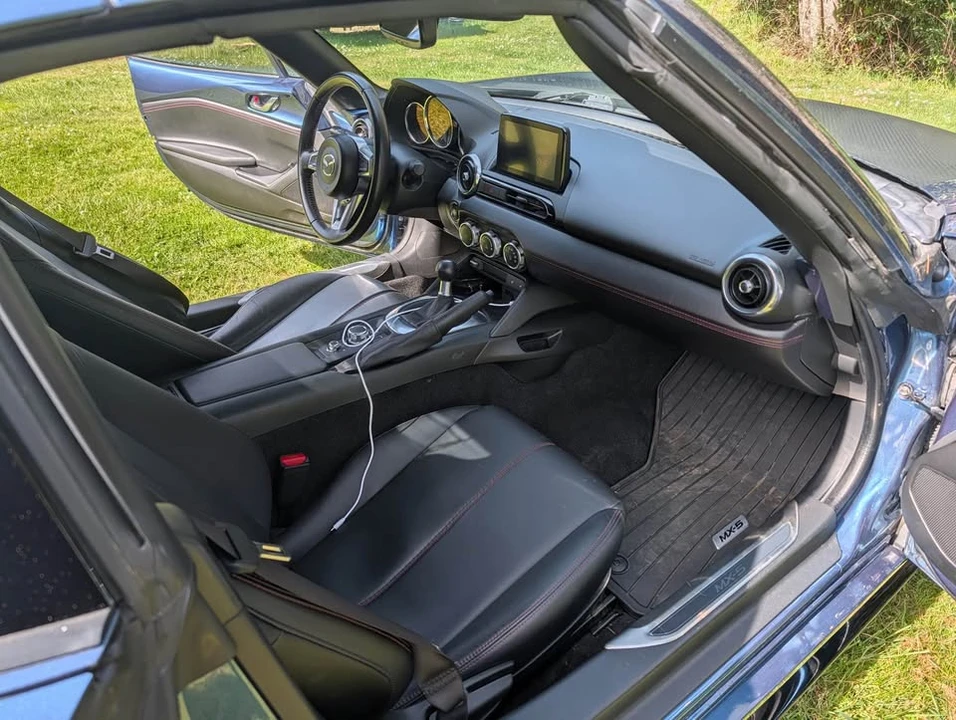 2019 Mazda ND MX-5 Miata - Image 14 of 18