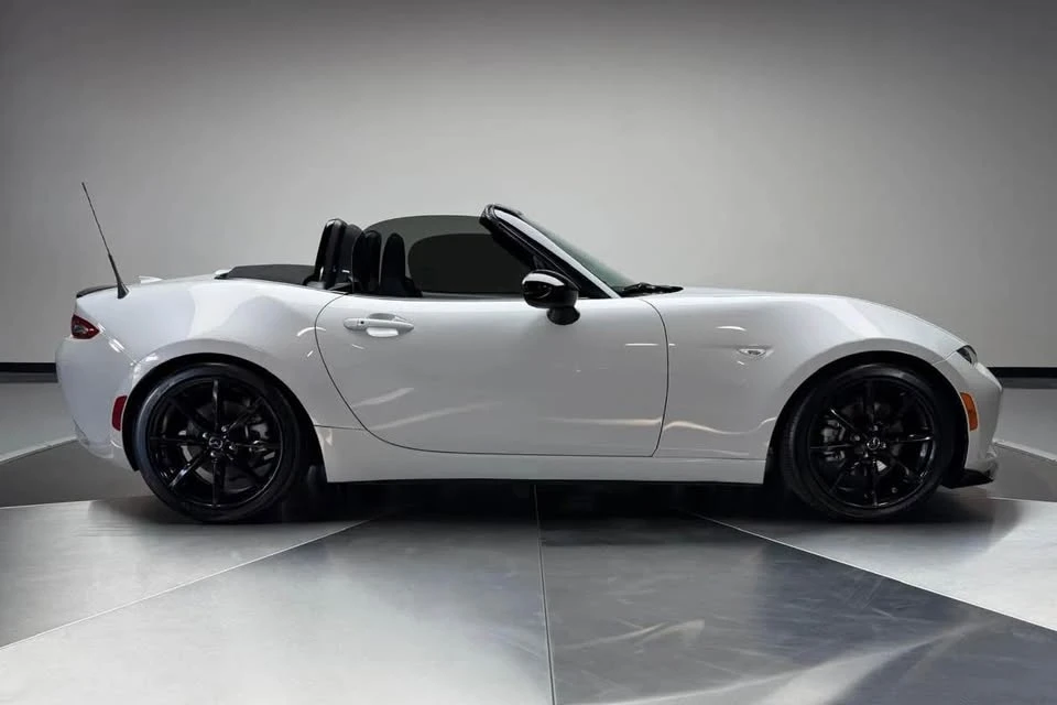 2019 Mazda ND MX-5 Miata - Image 5 of 9