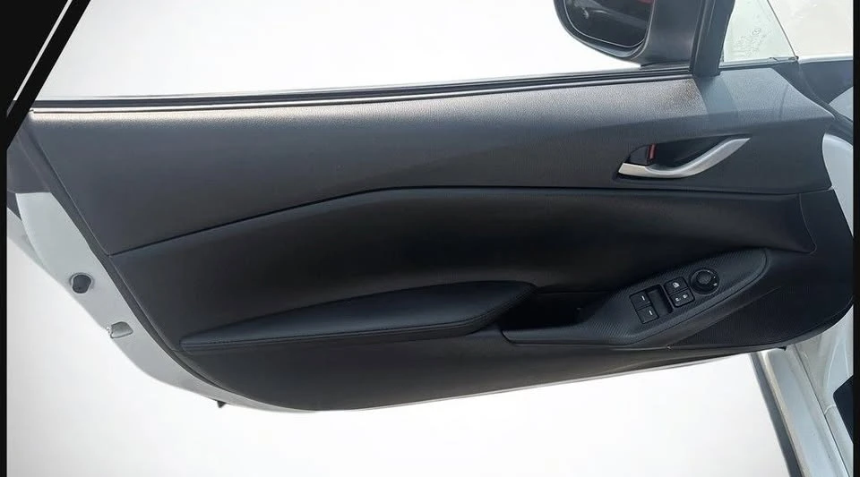 2019 Mazda ND MX-5 Miata - Image 10 of 20