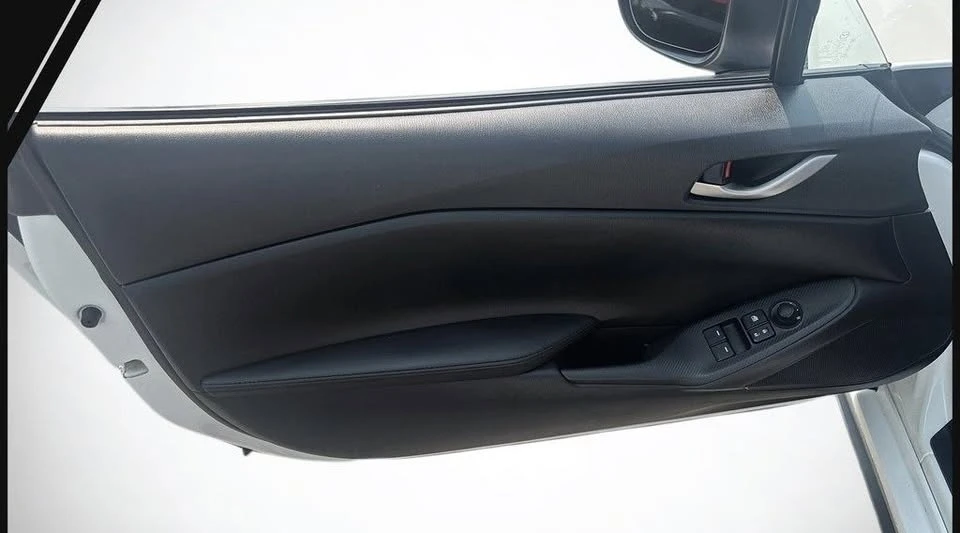 2019 Mazda ND MX-5 Miata - Image 10 of 20