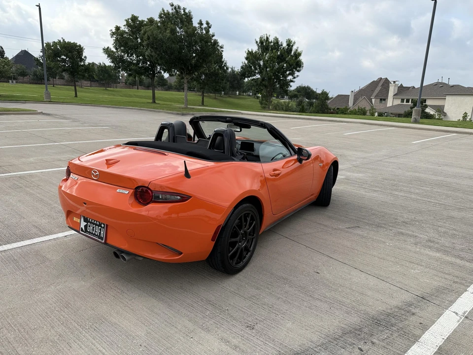 2019 Mazda ND MX-5 Miata - Image 15 of 31