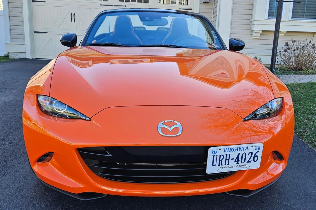 2019 Mazda ND MX-5 Miata - Image 2 of 31