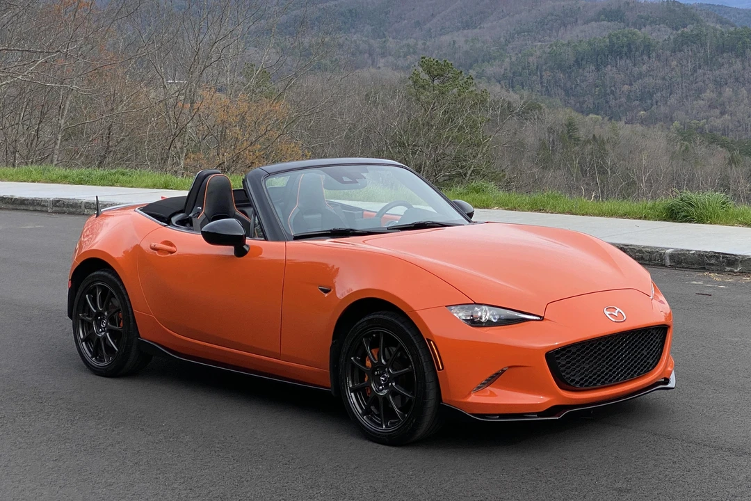 2019 Mazda ND MX-5 Miata - Image 17 of 18