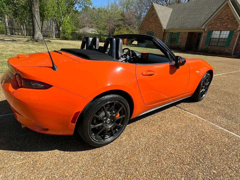 2019 Mazda ND MX-5 Miata - Image 11 of 31