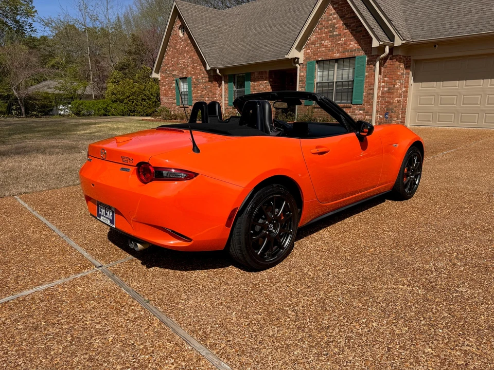 2019 Mazda ND MX-5 Miata - Image 10 of 31