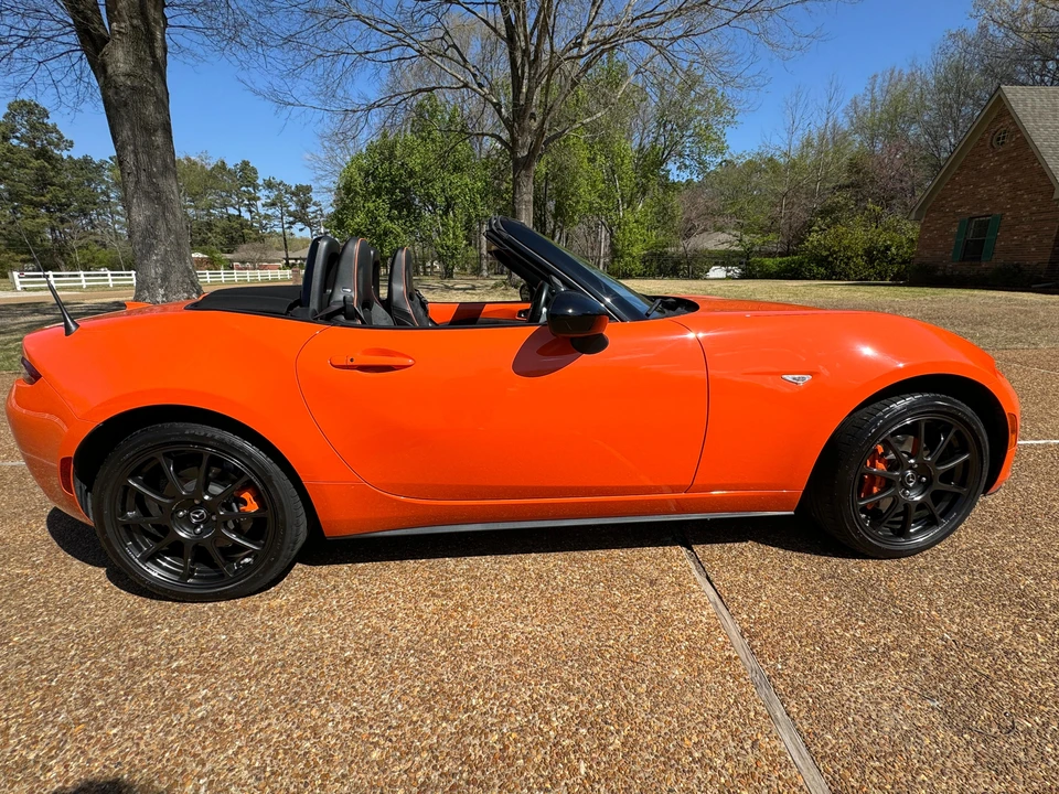 2019 Mazda ND MX-5 Miata - Image 13 of 31