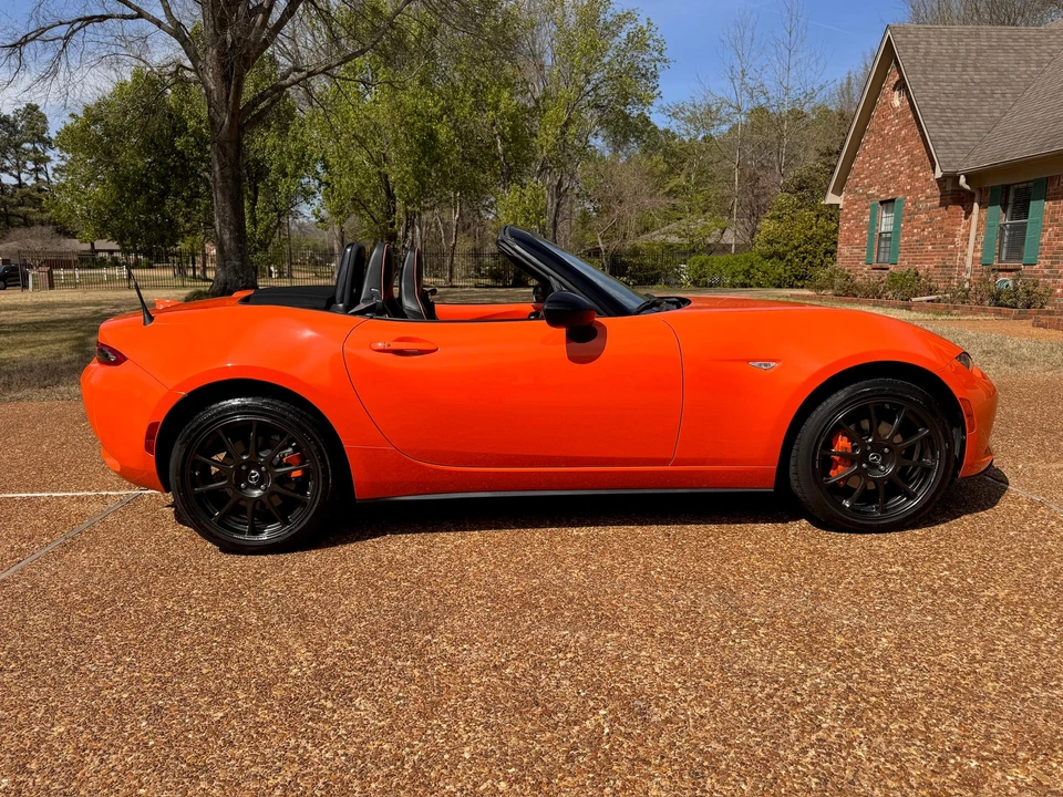 2019 Mazda ND MX-5 Miata - Image 12 of 31