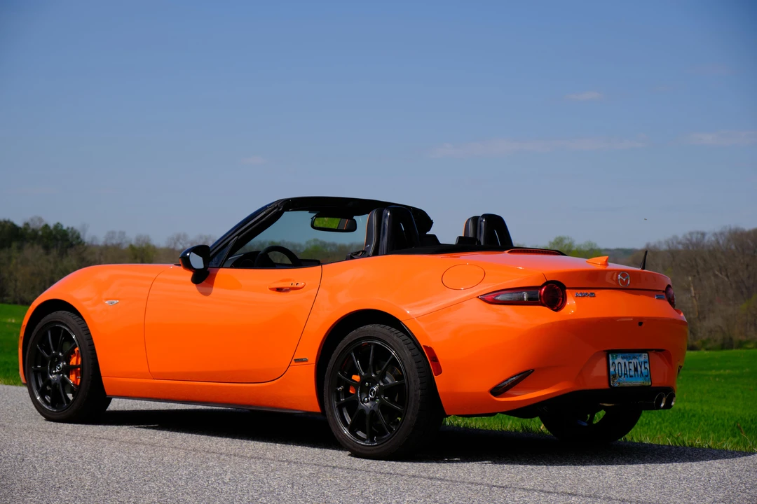 2019 Mazda ND MX-5 Miata - Image 11 of 31