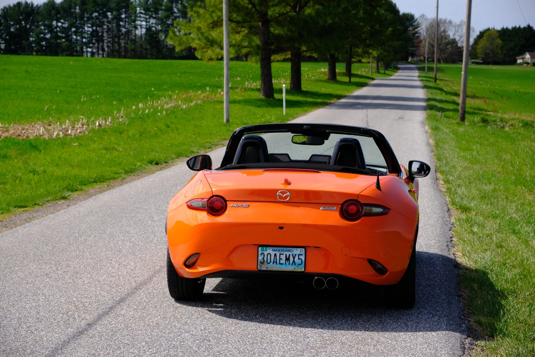 2019 Mazda ND MX-5 Miata - Image 17 of 31