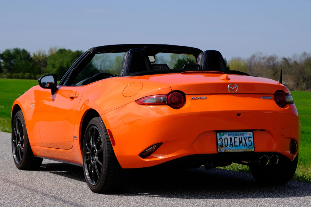 2019 Mazda ND MX-5 Miata - Image 4 of 31