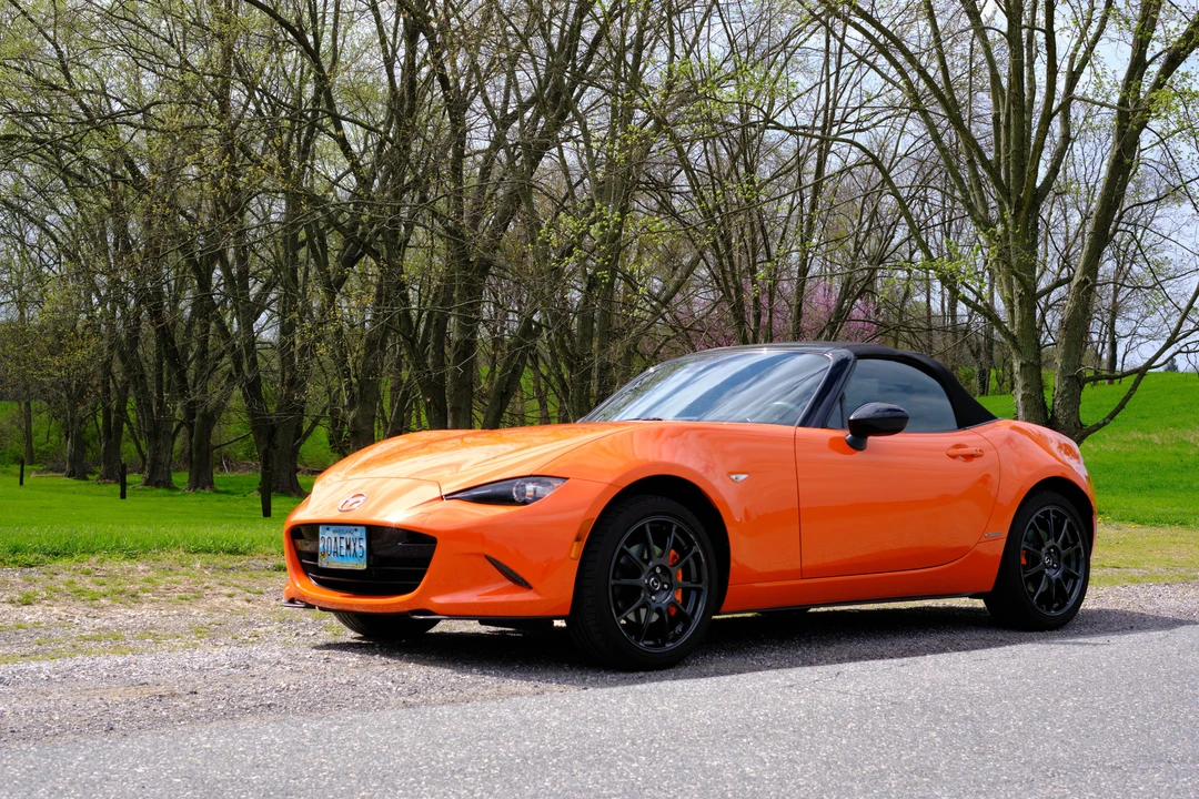 2019 Mazda ND MX-5 Miata - Image 27 of 31