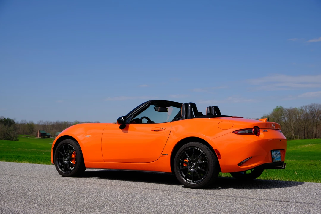 2019 Mazda ND MX-5 Miata - Image 10 of 31