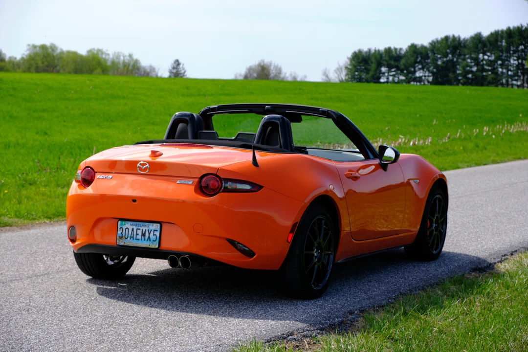 2019 Mazda ND MX-5 Miata - Image 19 of 31