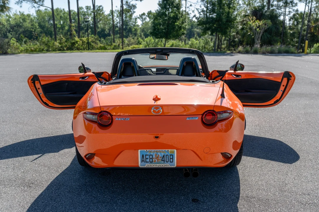 2019 Mazda ND MX-5 Miata - Image 14 of 31