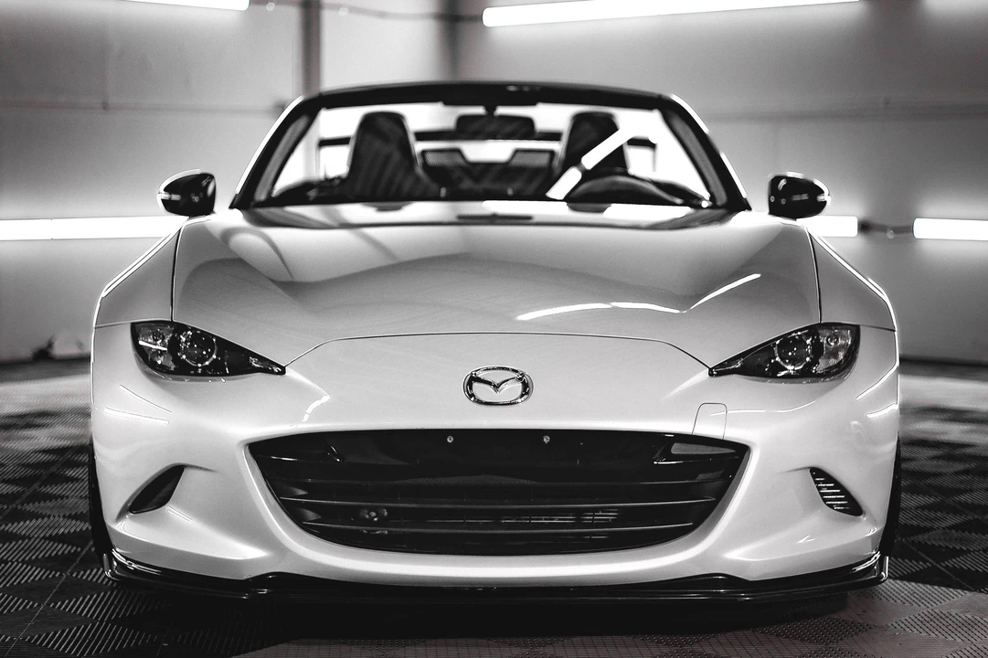 2019 Mazda ND MX-5 Miata - Image 2 of 31