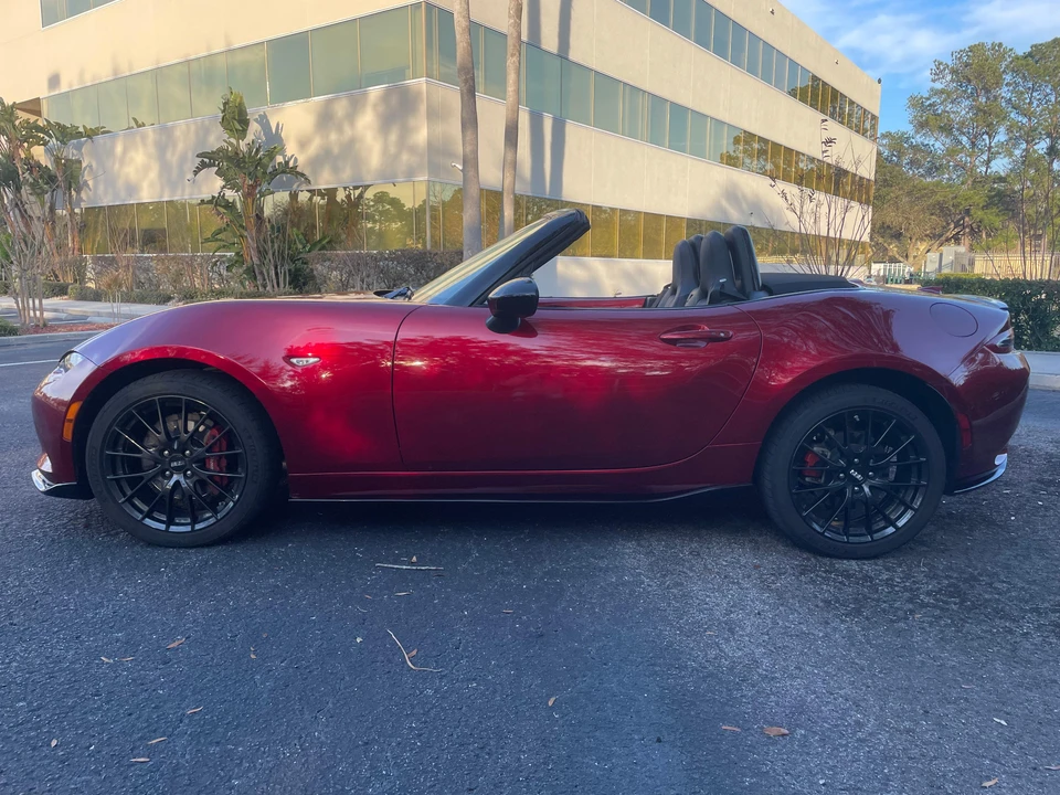 2019 Mazda ND MX-5 Miata - Image 9 of 31