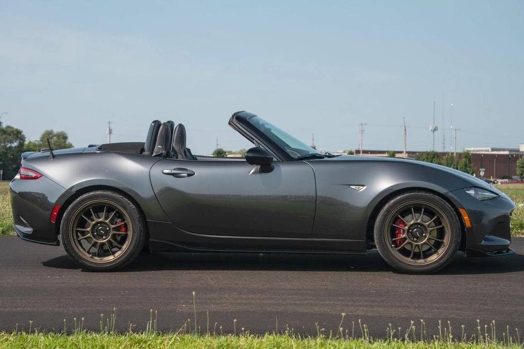 2019 Mazda ND MX-5 Miata - Image 3 of 31