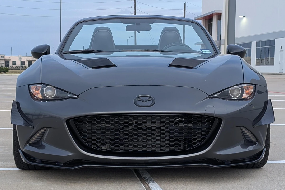 2019 Mazda ND MX-5 Miata - Image 2 of 31