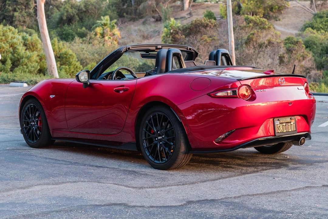 2019 Mazda ND MX-5 Miata - Image 14 of 30
