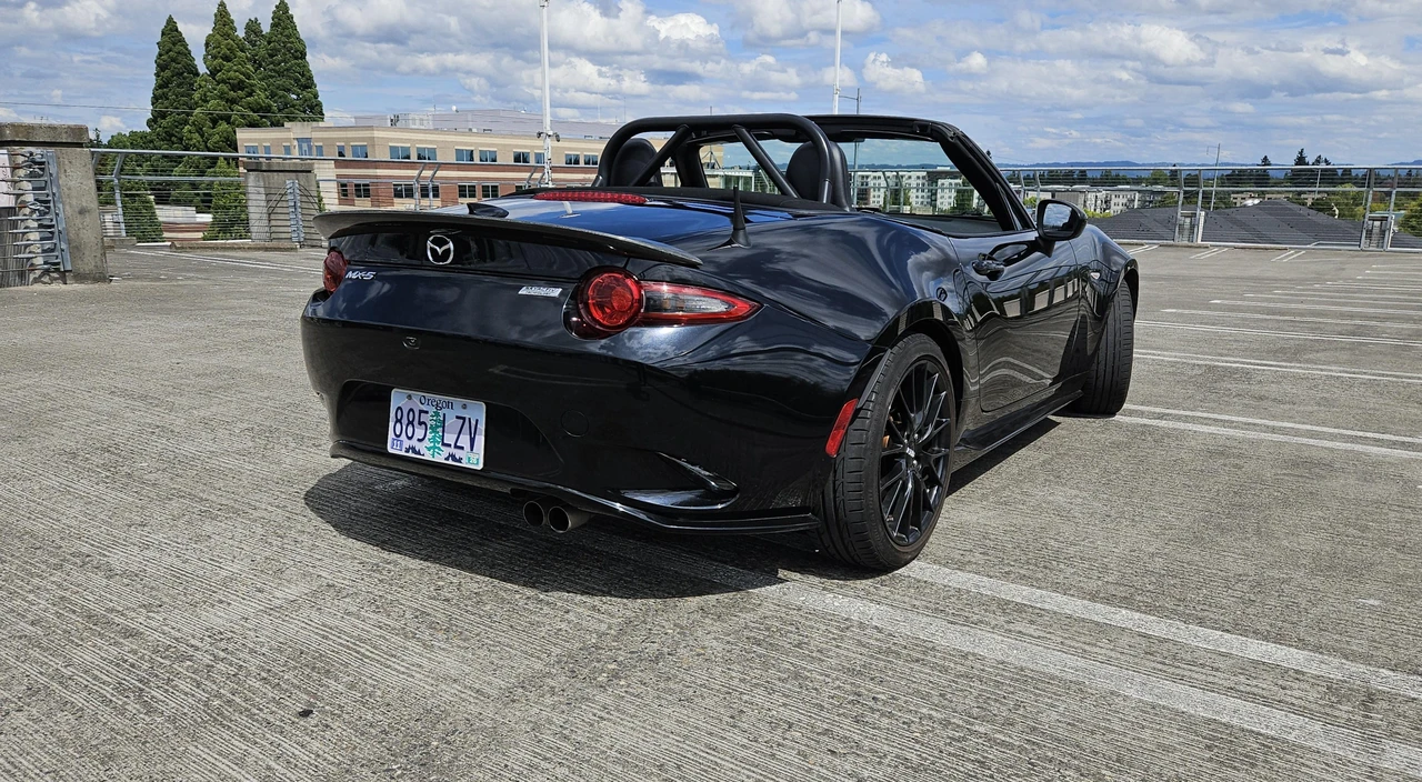 2019 Mazda ND MX-5 Miata - Image 19 of 31