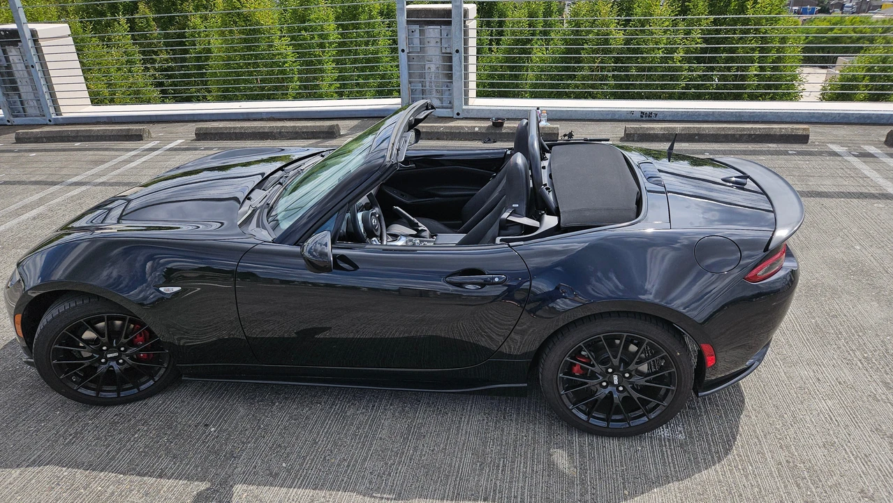 2019 Mazda ND MX-5 Miata - Image 11 of 31