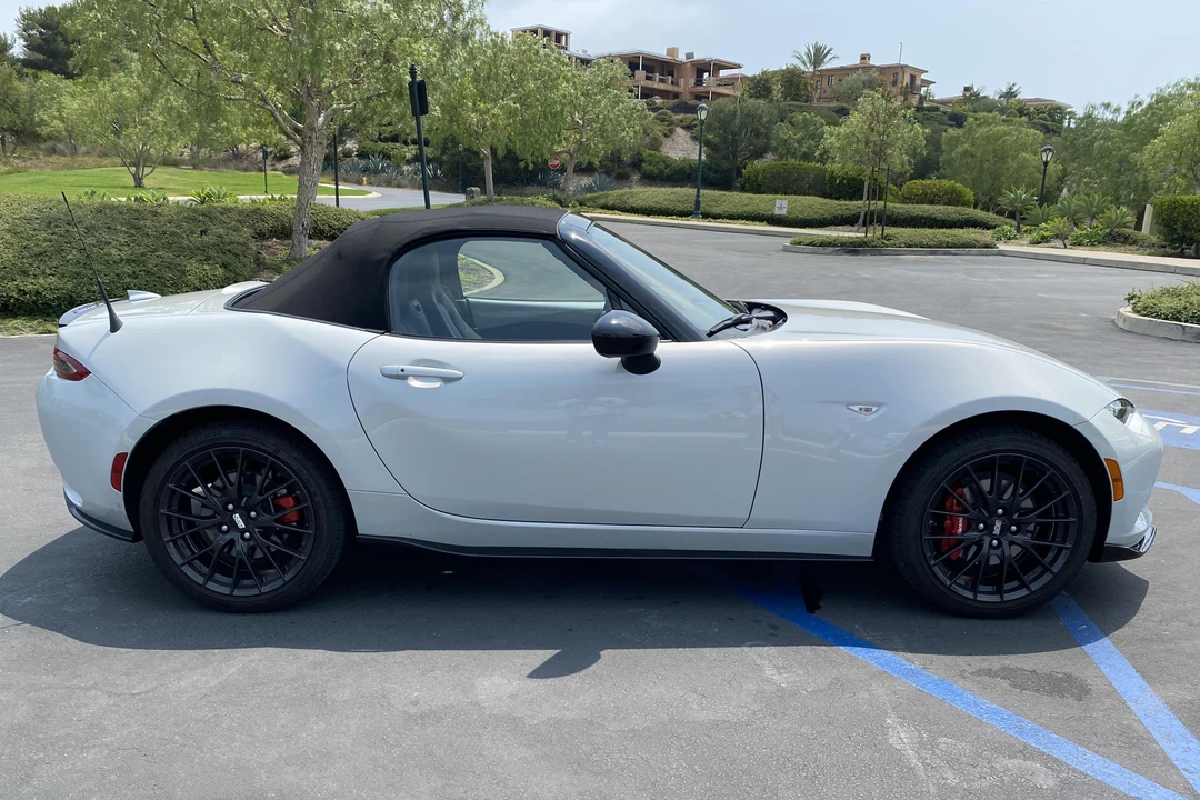 2019 Mazda ND MX-5 Miata - Image 3 of 31