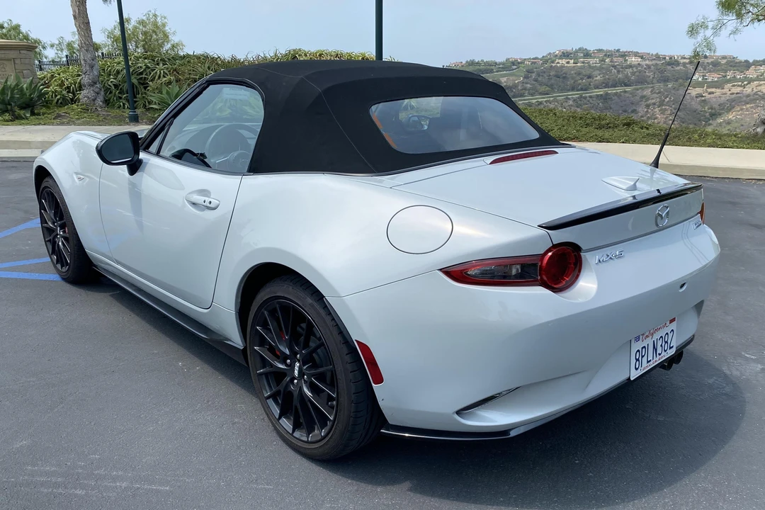 2019 Mazda ND MX-5 Miata - Image 4 of 31