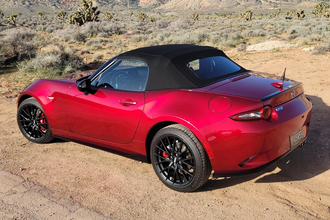 2019 Mazda ND MX-5 Miata - Image 4 of 31