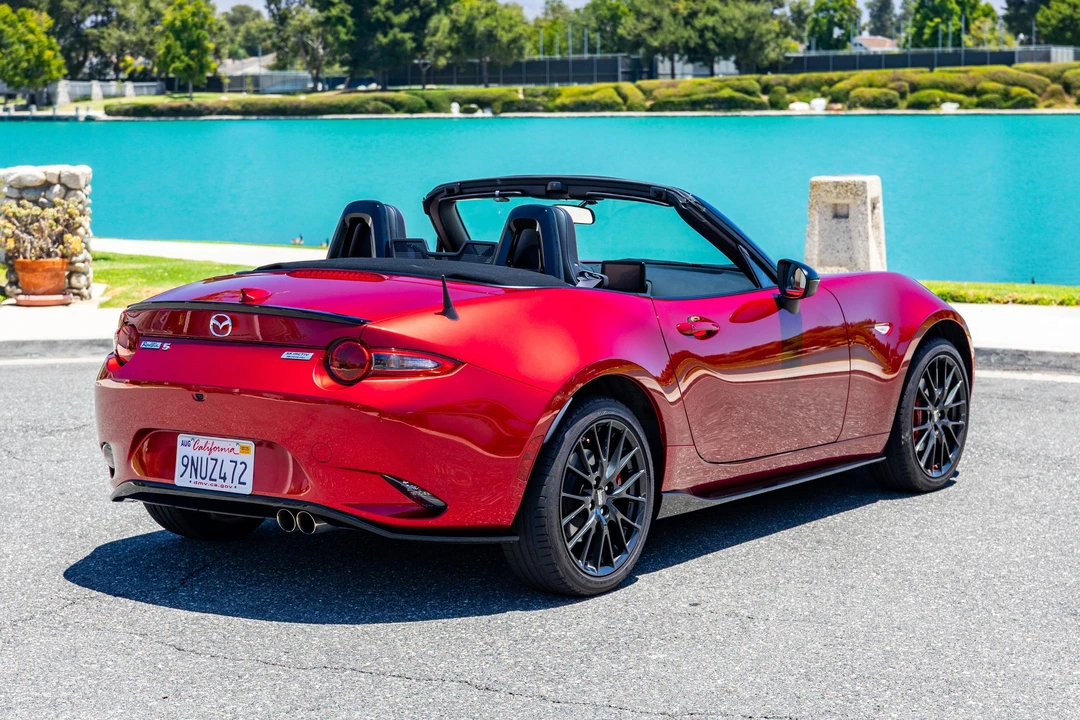 2019 Mazda ND MX-5 Miata - Image 8 of 31