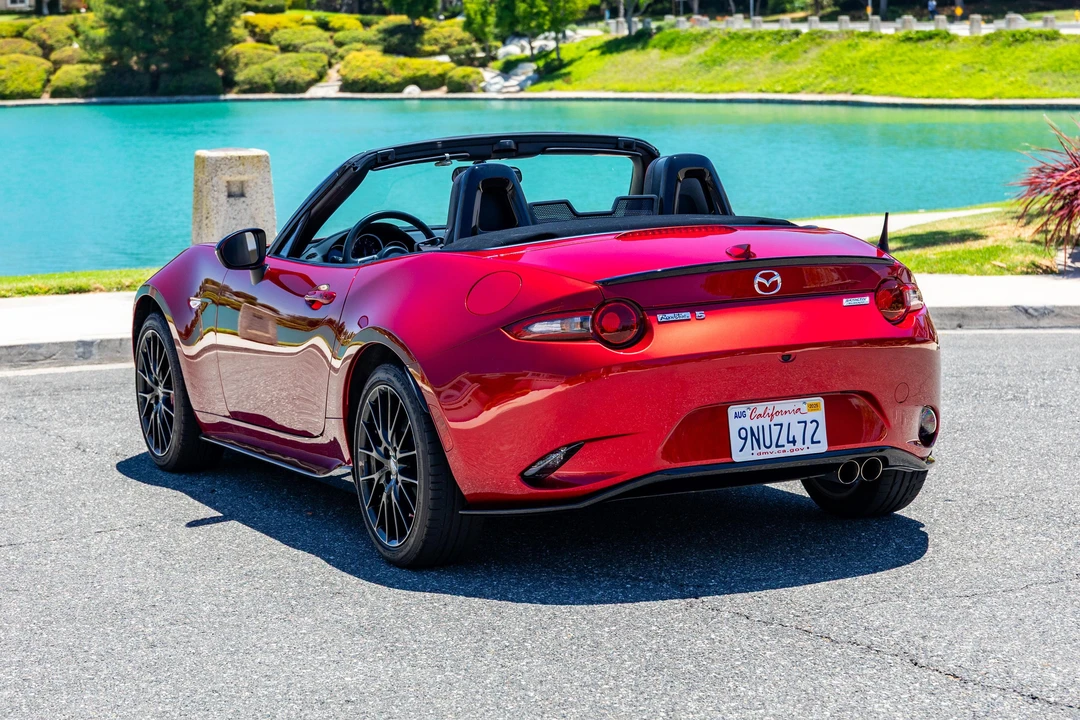 2019 Mazda ND MX-5 Miata - Image 4 of 31