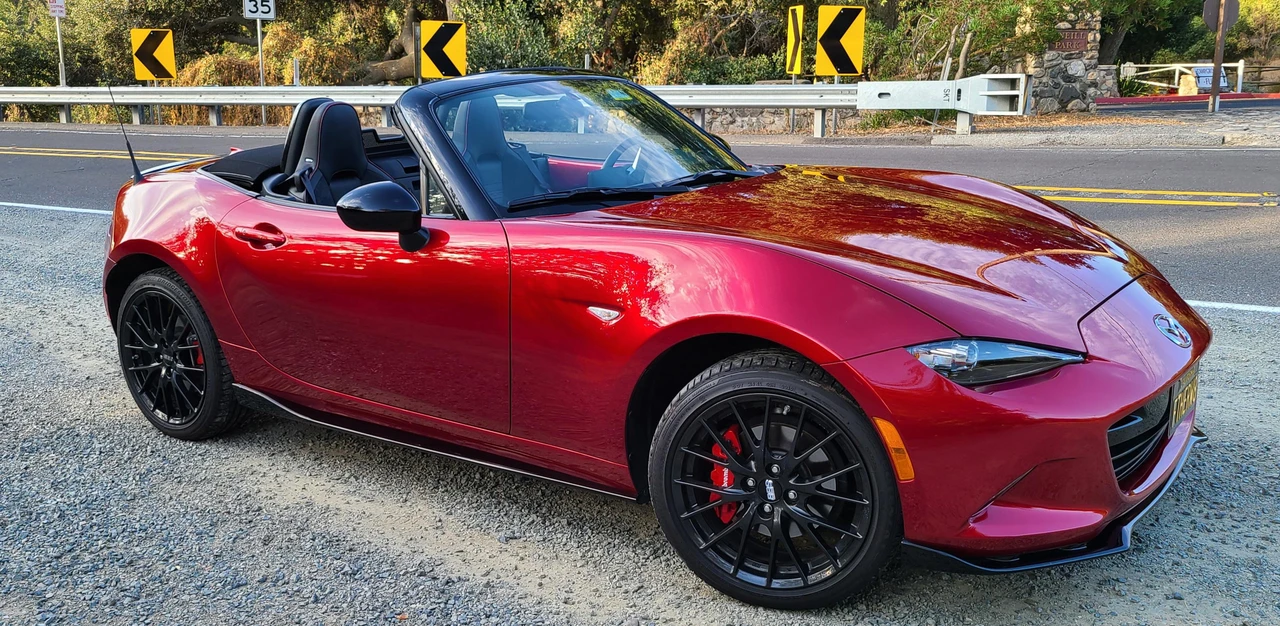 2019 Mazda ND MX-5 Miata - Image 8 of 31