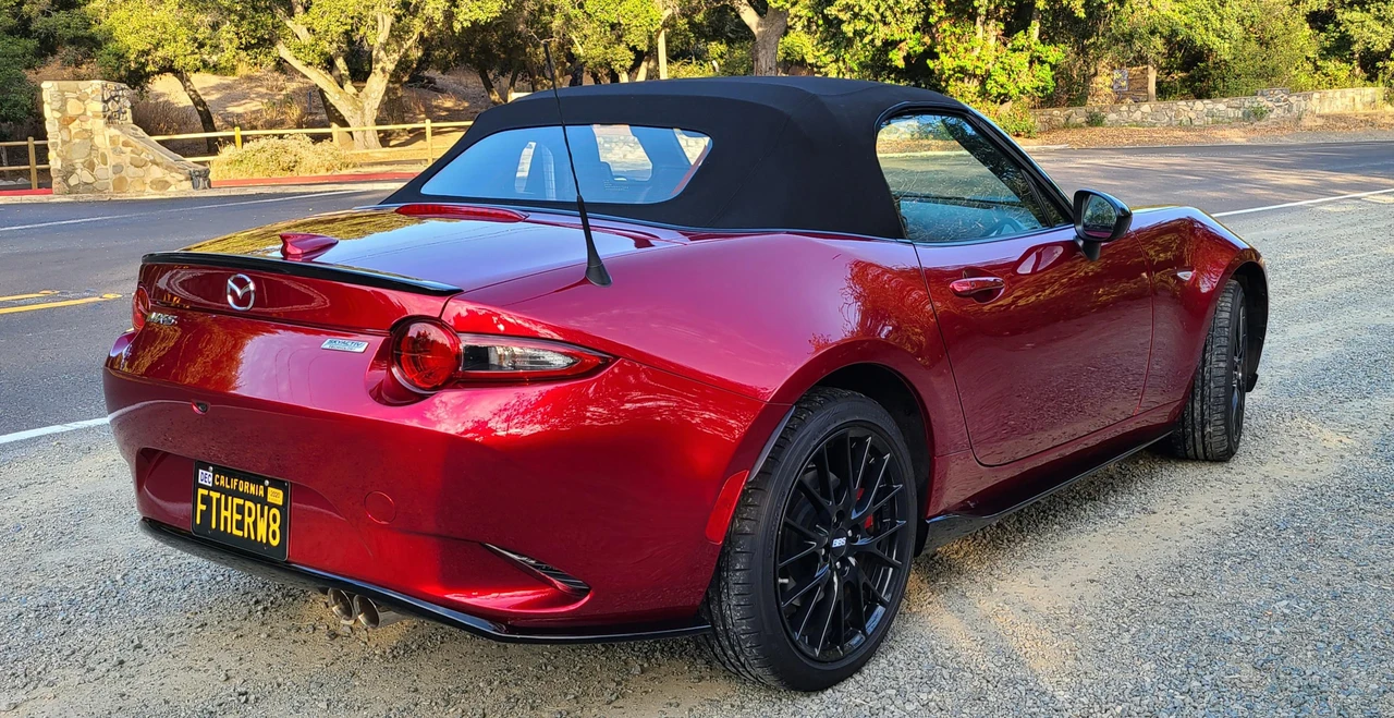 2019 Mazda ND MX-5 Miata - Image 16 of 31