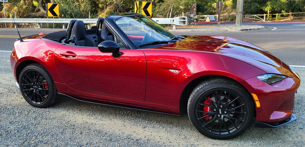 2019 Mazda ND MX-5 Miata - Image 11 of 31