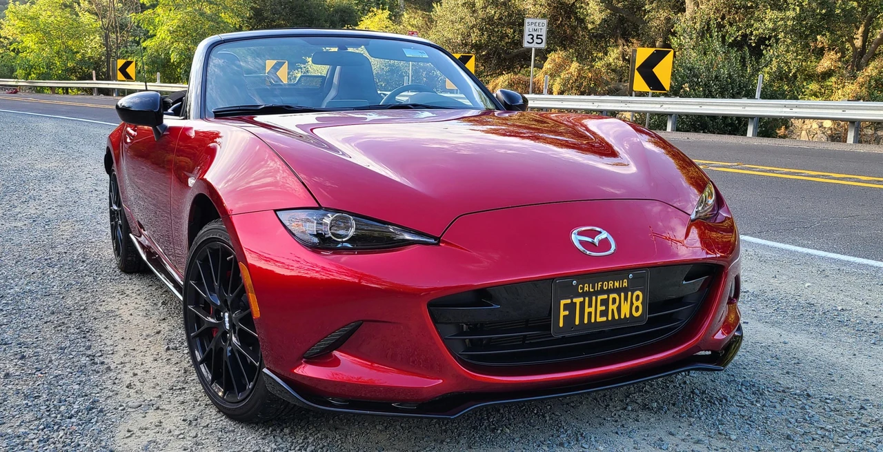 2019 Mazda ND MX-5 Miata - Image 7 of 31