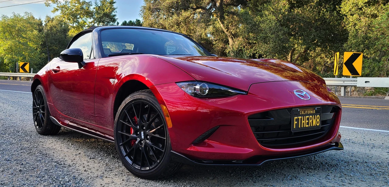 2019 Mazda ND MX-5 Miata - Image 10 of 31