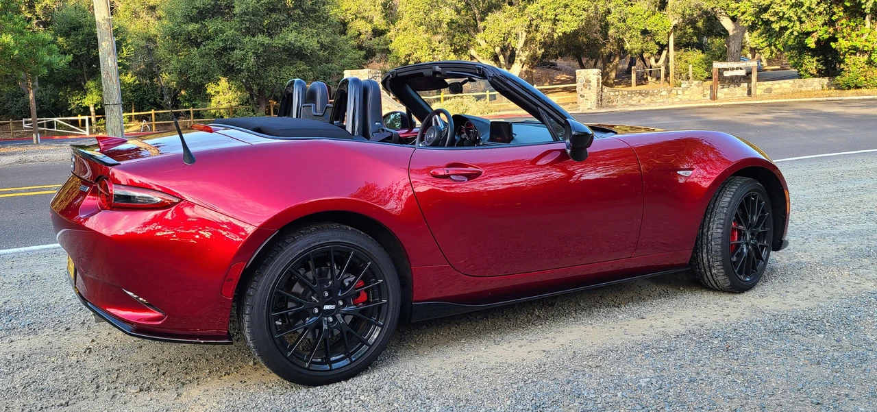 2019 Mazda ND MX-5 Miata - Image 14 of 31