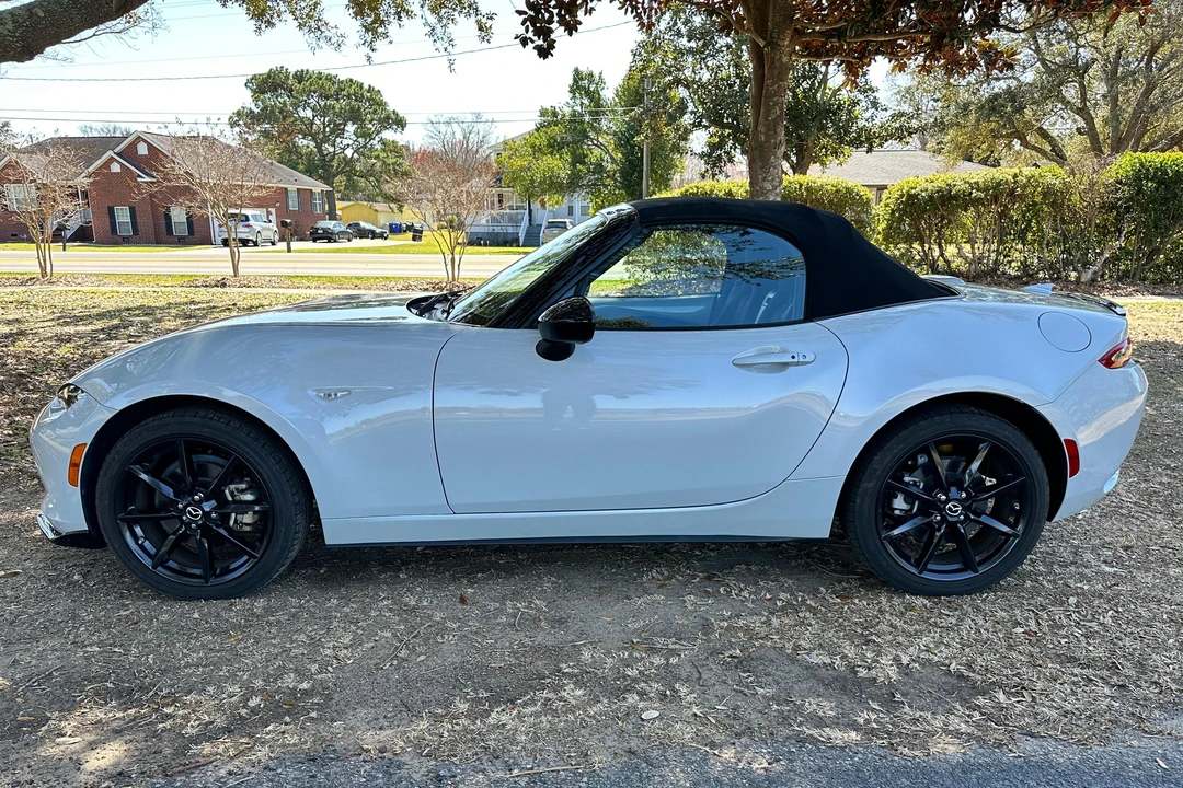 2019 Mazda ND MX-5 Miata - Image 13 of 31