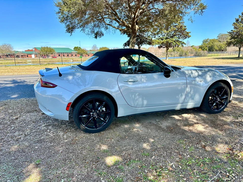 2019 Mazda ND MX-5 Miata - Image 23 of 31