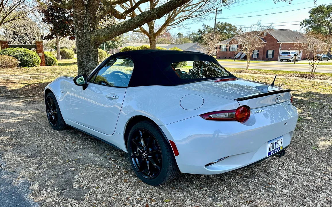 2019 Mazda ND MX-5 Miata - Image 17 of 31
