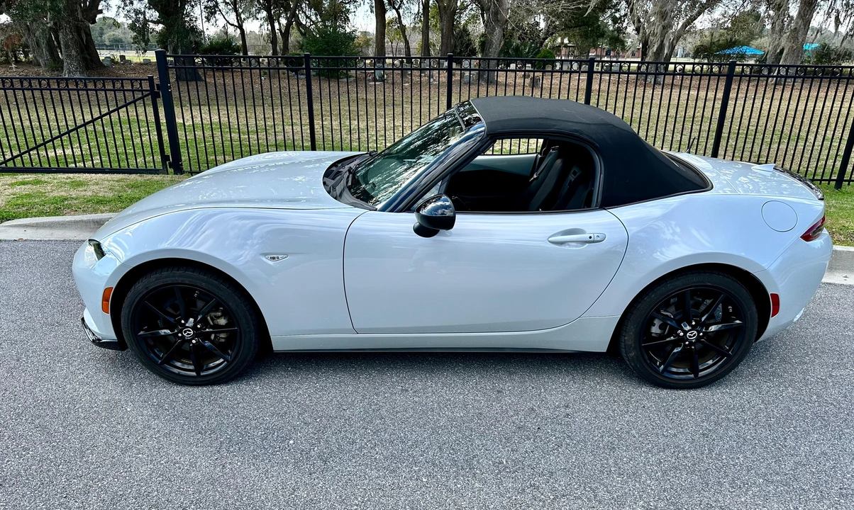 2019 Mazda ND MX-5 Miata - Image 14 of 31