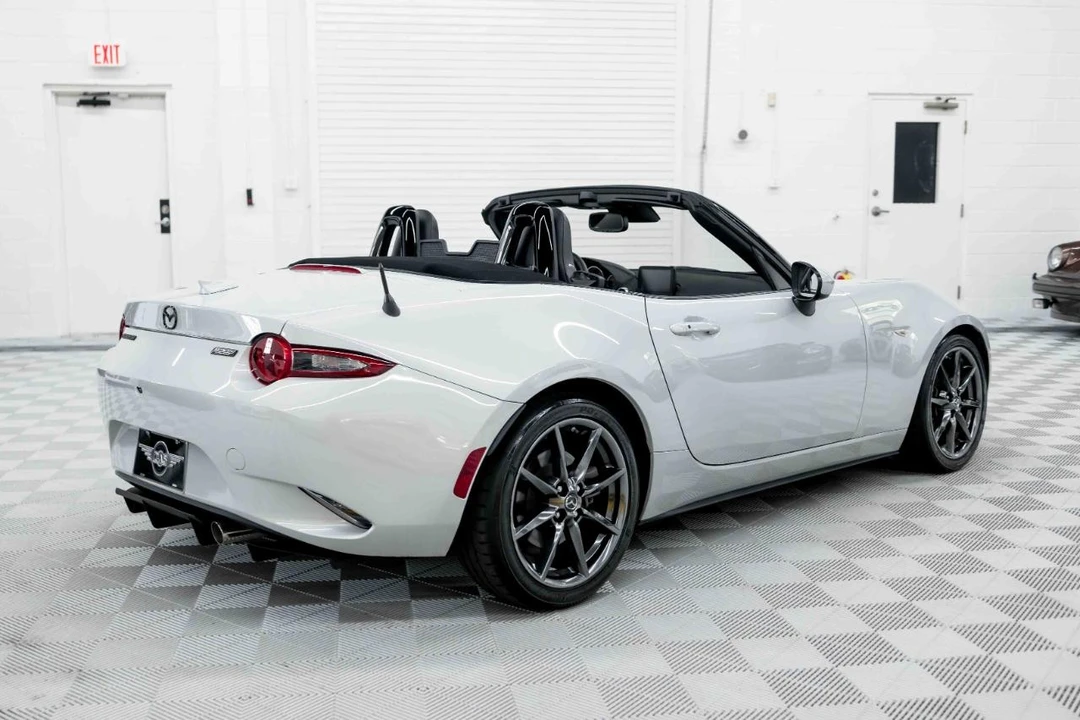 2019 Mazda ND MX-5 Miata - Image 12 of 31