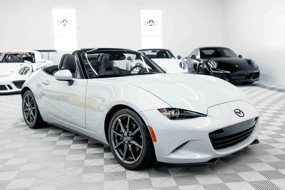 2019 Mazda ND MX-5 Miata - Image 10 of 31