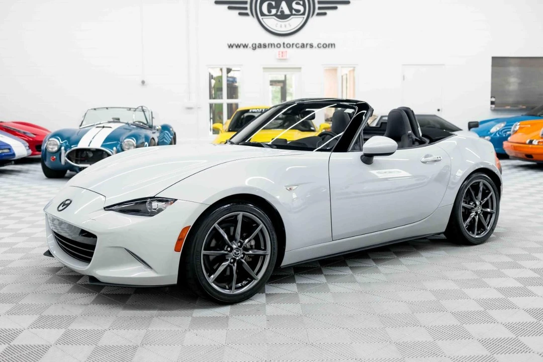 2019 Mazda ND MX-5 Miata - Image 8 of 31