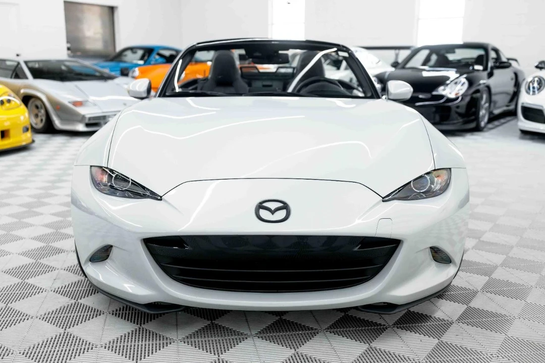 2019 Mazda ND MX-5 Miata - Image 9 of 31