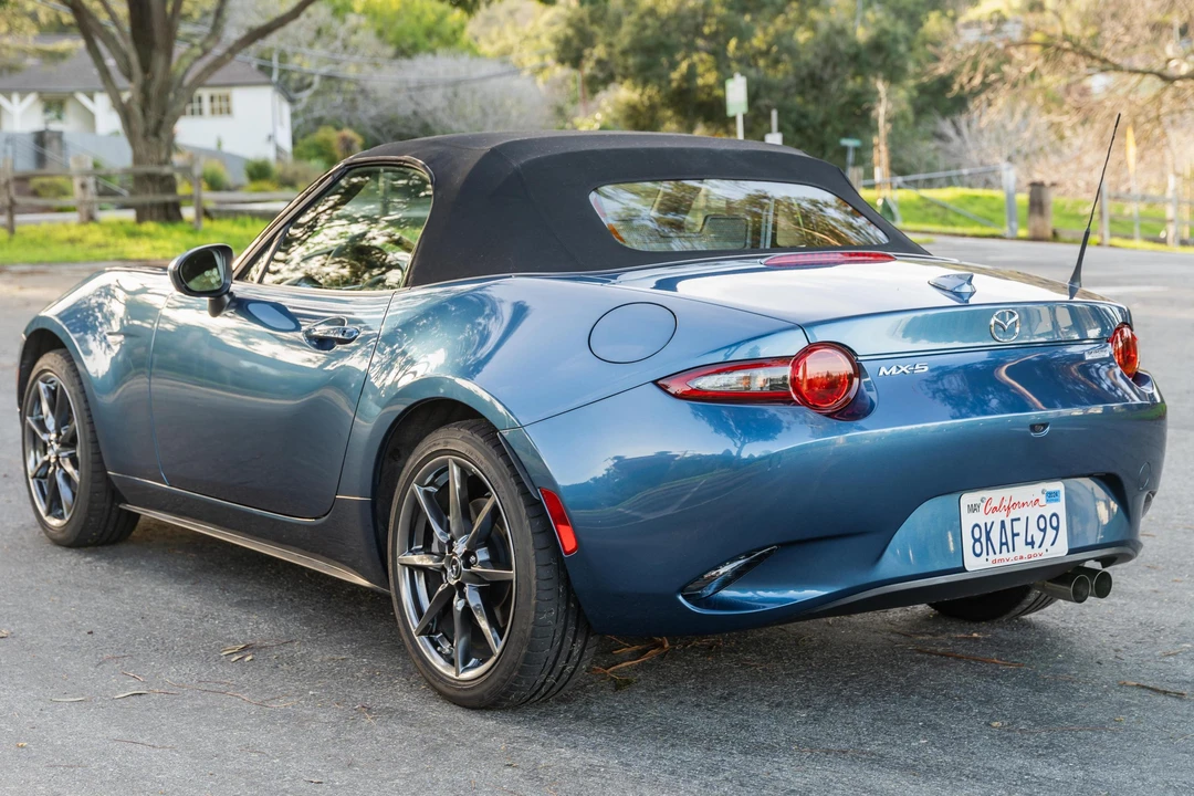 2019 Mazda ND MX-5 Miata - Image 4 of 31