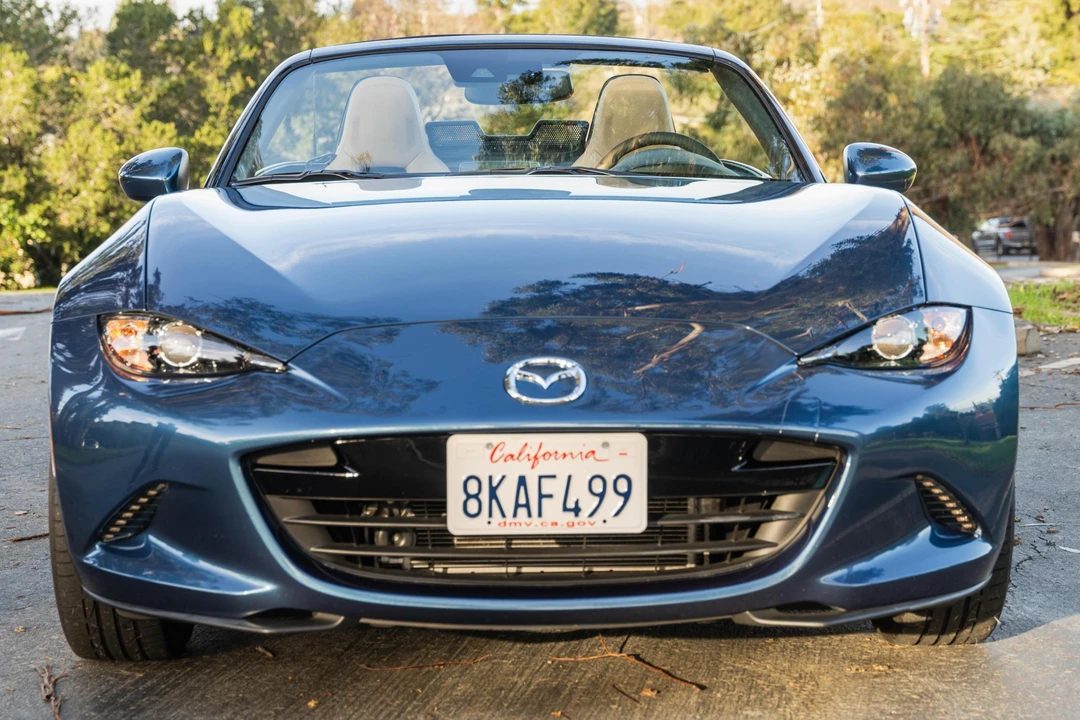 2019 Mazda ND MX-5 Miata - Image 2 of 31