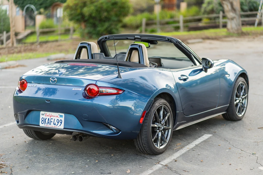 2019 Mazda ND MX-5 Miata - Image 16 of 31