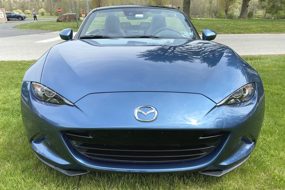 2019 Mazda ND MX-5 Miata - Image 2 of 31